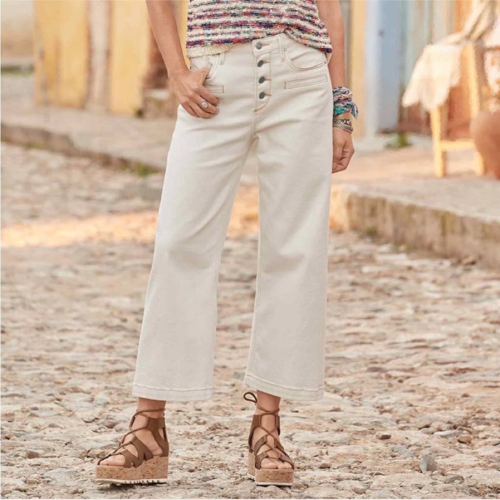 Driftwood white Charlee Beatrix wide leg cropped button front jeans